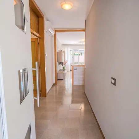Casa Lis E-Bike Apartment Malcesine Exterior photo
