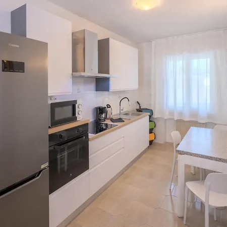 Casa Lis E-Bike Apartment Malcesine Exterior photo